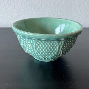 RRP Robinson Ransbottom Mixing Bowl // Small 5" Patterned Green Glaze Pottery